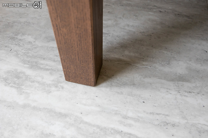 科沃斯 yeedi「Floor 3 Station」掃拖機器人｜外在美型，內在也不錯！