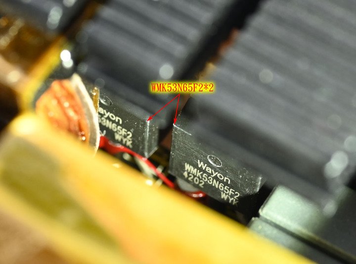 thermaltake TOUGHPOWER SFX 1000W金牌全模組化電源開箱