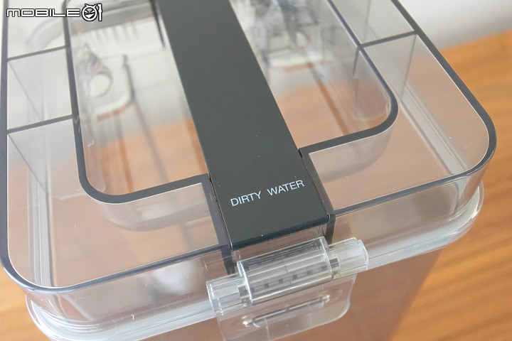 科沃斯 yeedi「Floor 3 Station」掃拖機器人｜外在美型，內在也不錯！