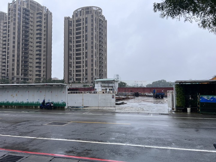 鴻承建設，八德這個建案有人知道消息嗎?
