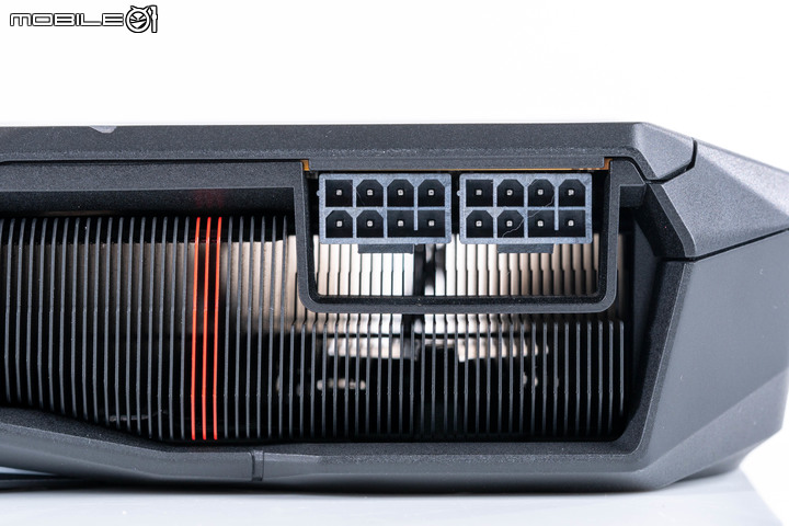 AMD Radeon RX 7900 XTX 顯示卡開箱實測 結合先進設計與玩家友善度的 CP 王者