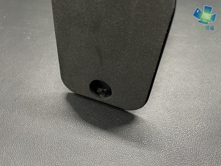 點我看大圖 【小宅開箱】好看實惠的多功能電容式麥克風 JLab Go Talk USB麥克風