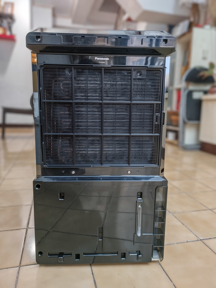 [開箱!] Panasonic F-YV50LX 變頻高效型除濕機，省電環保更省錢！