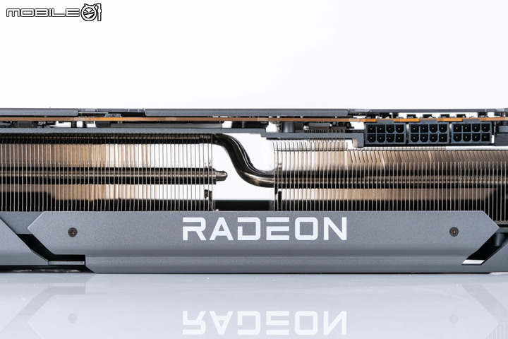 ASUS TUF RX 7900 XT O20G GAMING 顯示卡開箱實測 以嶄新設計迎接效能推升