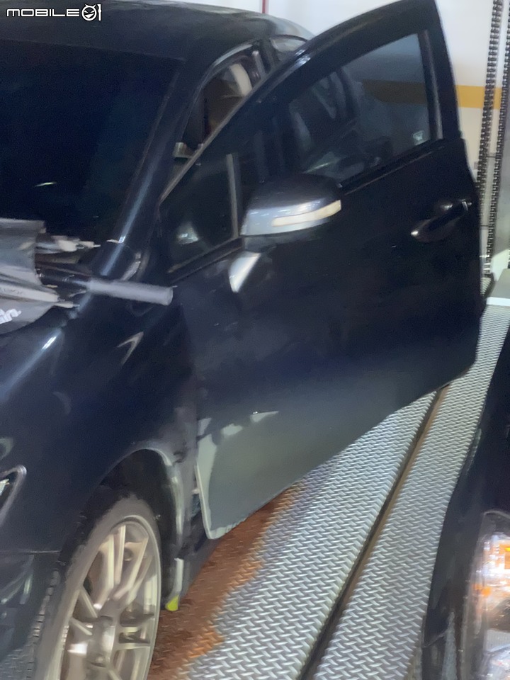嘟嘟房(鳥不起負責....）~光華商場機械式車位驚魂(更新)