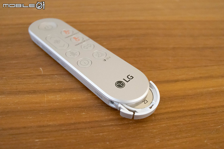 LG PuriCare AeroTower 三合一風革機｜涼風、暖風又能淨化空氣，一年四季不用收！