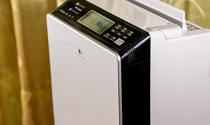 「除濕防霉 雙效省電」Panasonic變頻高效型除濕機F-YV50LX ／ 開箱深度體驗分享
