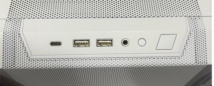 聯力Lian li的誠意之作Lancool 216,巧思滿滿的散熱猛獸 !