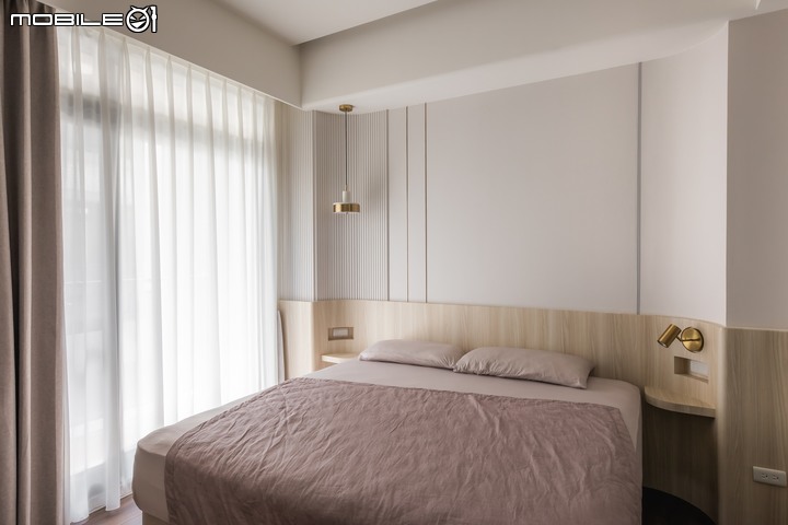 【開箱】台中現代暖調+空中瑜珈室 新加坡式透天住宅