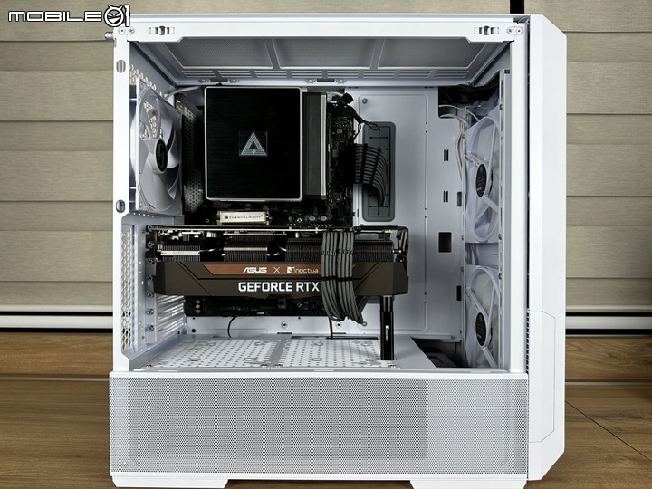 2022年度壓軸 聯力 LANCOOL 216 中塔式機殼