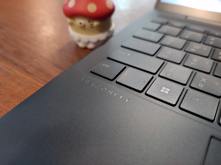 HP Elite Dragonfly G3 高續航力、高效能、 超輕薄的 3:2 完美商務型筆記型電腦