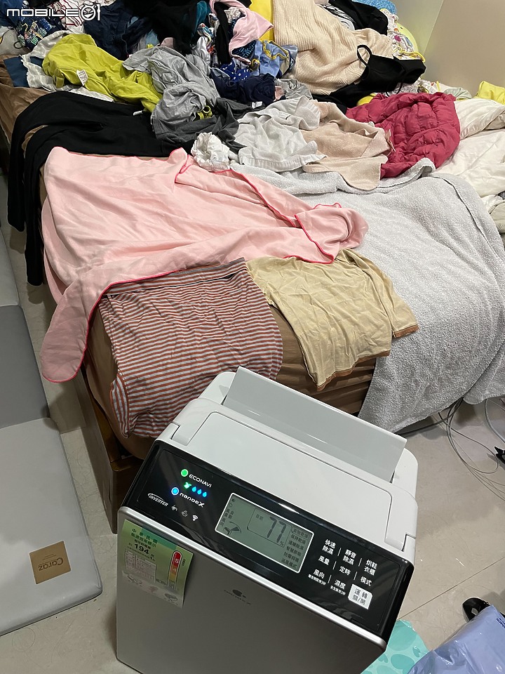 [防霉防疫新健康生活] 室內潮濕終結者 Panasonic變頻高效型除濕機之王 F-YV50LX開箱｜強大除溼力躍進再躍進 (12/13第四次更新 陸續更新使用狀況中)
