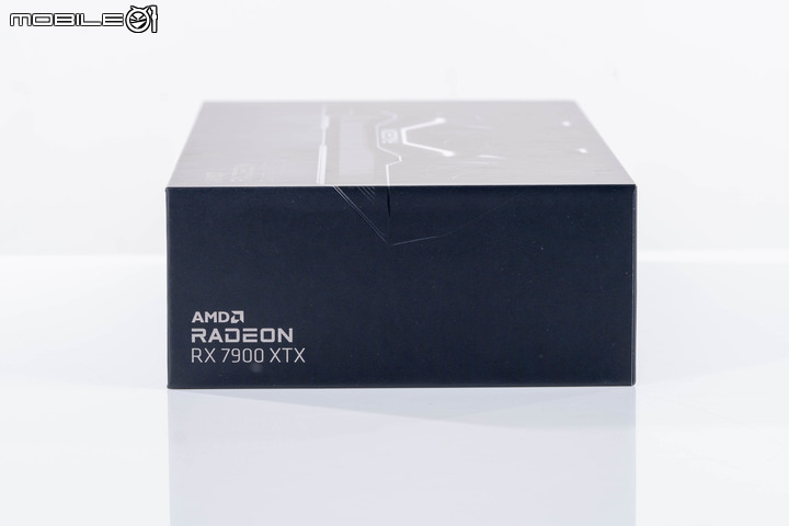 AMD Radeon RX 7900 XTX 顯示卡開箱實測 結合先進設計與玩家友善度的 CP 王者