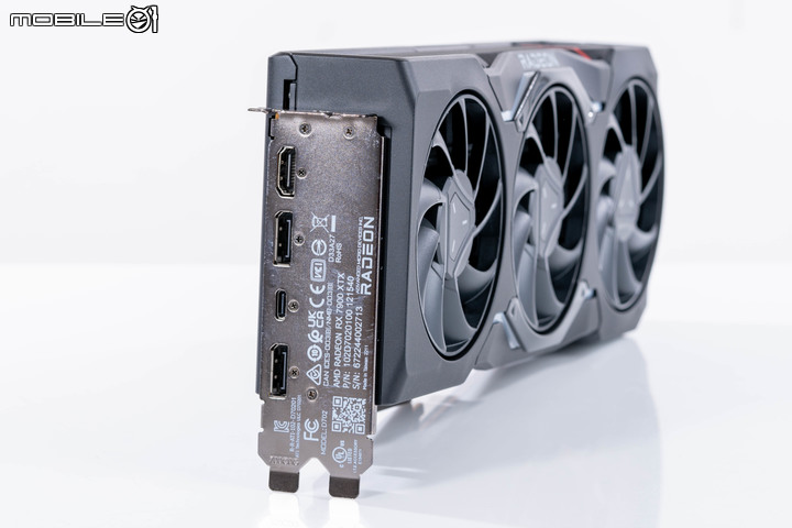 AMD Radeon RX 7900 XTX 顯示卡開箱實測 結合先進設計與玩家友善度的 CP 王者