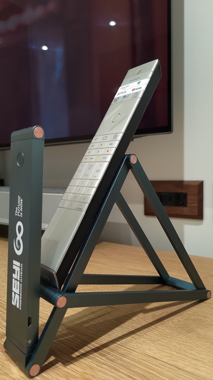 萬籟實境、蟬翼若輕_PHILIPS OLED+ 936 化身恬謐端景
