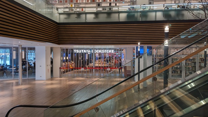 桃園市藝文特區 - 2022/12/17 起試營運的桃園市圖書館館新總館 & 蔦屋書店