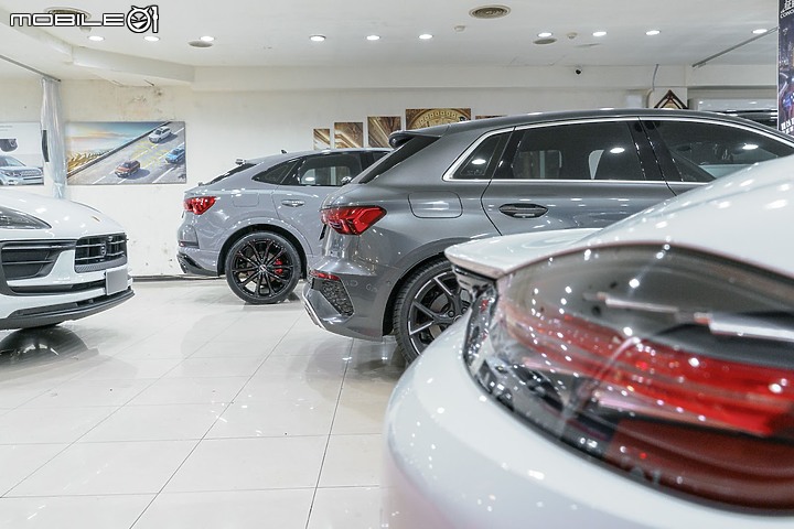 <圖多>開箱 RSQ3 sportback 磐石灰 更2024/2 升級RSQ8