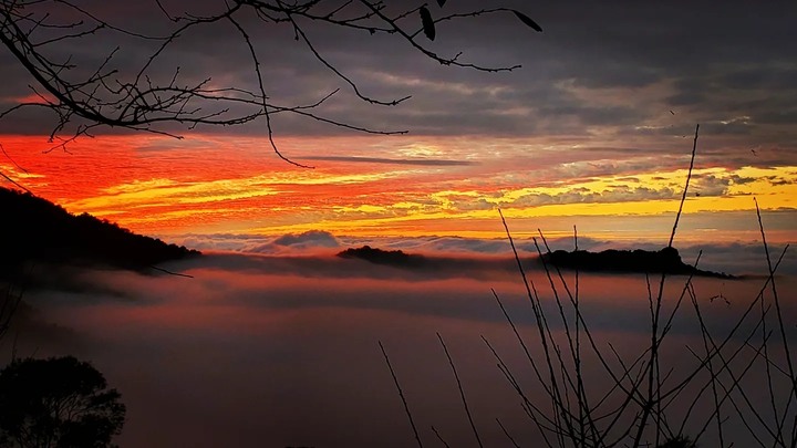 最美夕陽雲海，Jimny首露