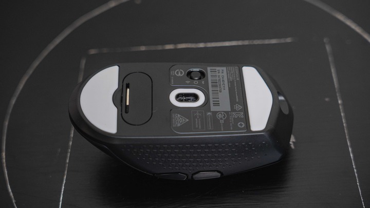 【開箱】拿刀來!海盜短刀CORSAIR KATAR ELITE WIRELESS 開箱