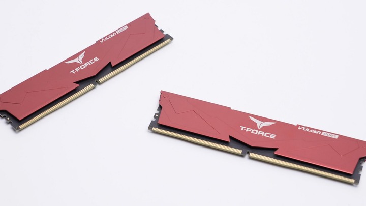 點我看大圖 AMD Ryzen 7000 系列的主機板比 CPU 更有料?AMD R5 7600X 評測