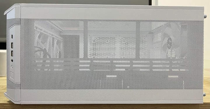 聯力Lian li的誠意之作Lancool 216,巧思滿滿的散熱猛獸 !