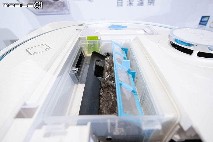 【採訪】不用集塵座了!HOBOT 雷姬 D8 環保掃拖機全新登場,3 大有感升級一次看!