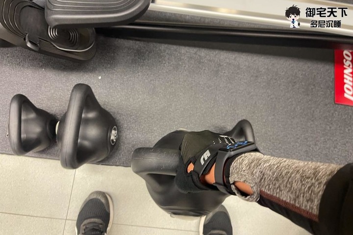 開箱｜【Amazfit 華米】Band 7 大螢幕健康智慧運動智慧手環 - 更大螢幕，且具備不輸手錶的強大功能！