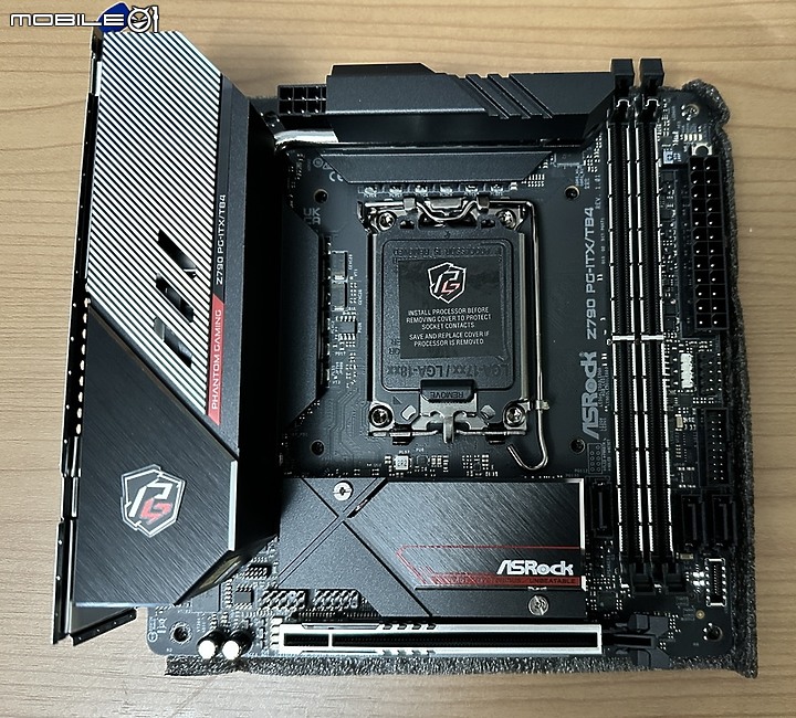 點我看大圖 小鋼炮升級 ITX 華擎 - Z790 PG-ITX/TB4 13600K 簡單開箱