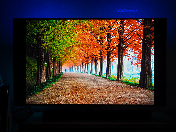 亮與暗的視覺衝擊 | BenQ MiniLed S55-940 護眼智慧電視推薦