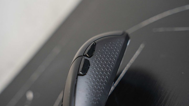 【開箱】拿刀來!海盜短刀CORSAIR KATAR ELITE WIRELESS 開箱