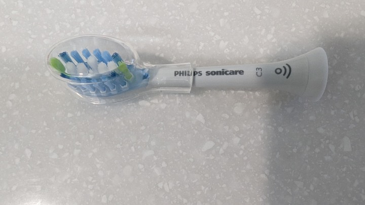 讓我老婆也有國民老婆般的美麗笑容 - 飛利浦 Sonicare智能鑽石機，邀你挑戰三天有感鑽白，打造自信微笑魅力
