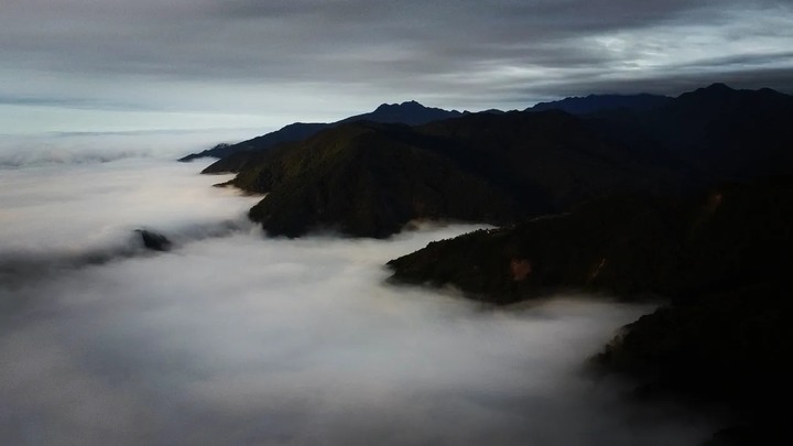 最美夕陽雲海，Jimny首露