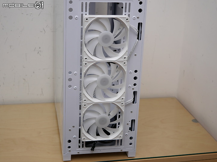點我看大圖 灰白 X 網設計 Antec DP505 WHITE 中塔機殼開箱