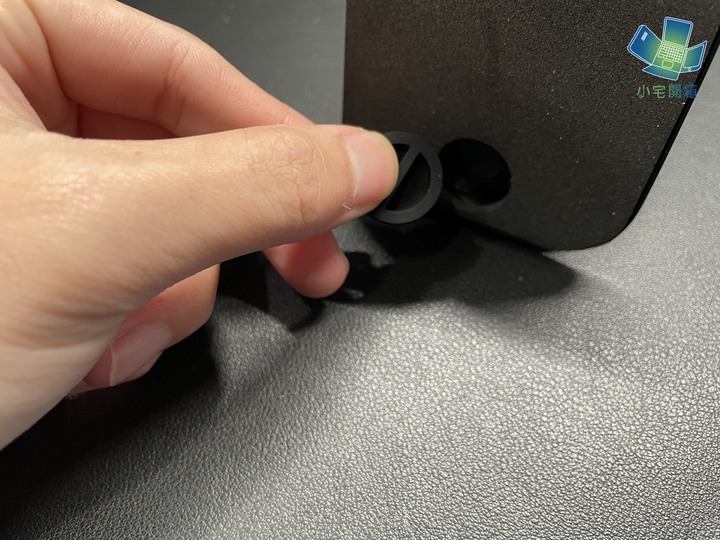 點我看大圖 【小宅開箱】好看實惠的多功能電容式麥克風 JLab Go Talk USB麥克風