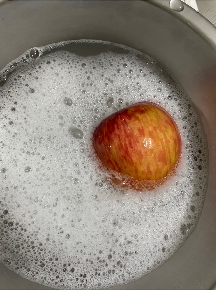 點我看大圖 奶瓶蔬果清潔劑使用分享