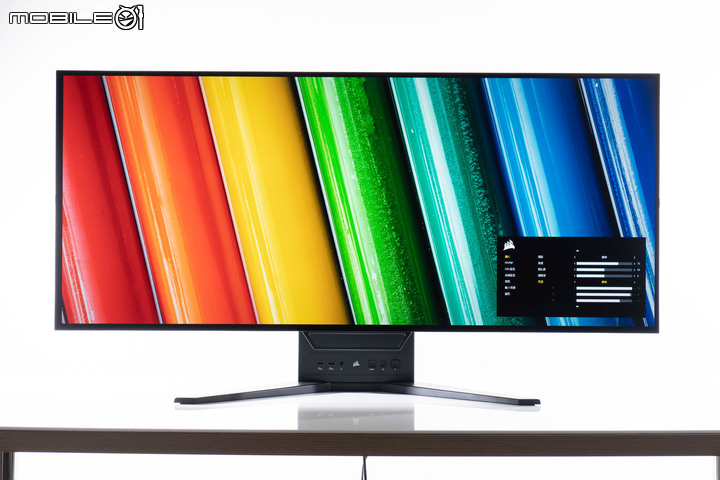 CORSAIR XENEON FLEX OLED 電競螢幕開箱實測 可彎曲面板搭配高畫質旗艦演出