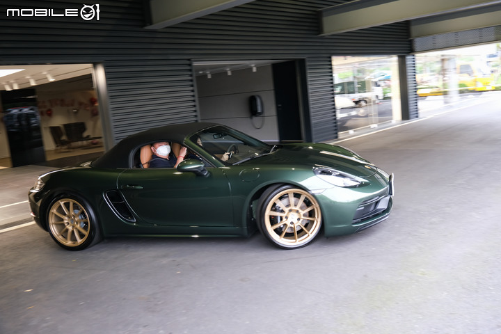 敬我的最愛,結婚20週年的紀念禮物;Porsche 718 Boxster GTS 開箱分享