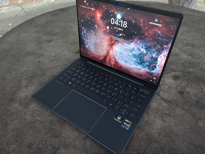 HP Elite Dragonfly G3 高續航力、高效能、 超輕薄的 3:2 完美商務型筆記型電腦