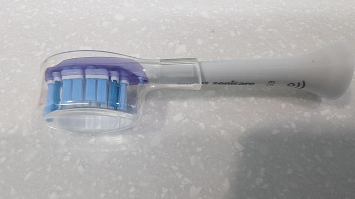 讓我老婆也有國民老婆般的美麗笑容 - 飛利浦 Sonicare智能鑽石機，邀你挑戰三天有感鑽白，打造自信微笑魅力