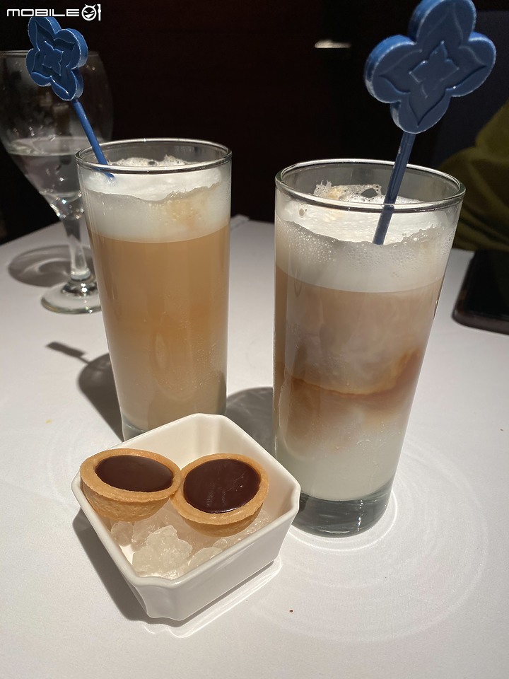 點我看大圖 【小惡魔好玩兔U】外表樸實無華,內在別有洞天 - 歐華酒店 豪華套房 (尾牙春酒住房專案)