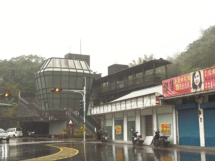 菁桐車站與老街、平溪車站與老街、平溪公園頂歷史建築群、十分車站與天燈鐵道街,及各站間DR1000型柴油客車搭乘紀錄 — 「鐵道旅行•幸福美好111」紀念章戳收集紀錄之平溪支線