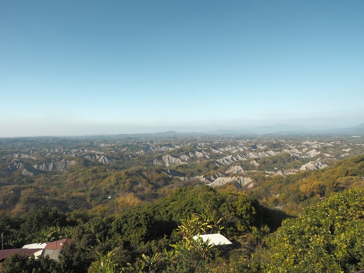 【小惡魔好玩兔U】左鎮 308高地與二寮360°觀日平台 — 「帶我去月球!」 來看看什麼叫不毛之地 — 2023新年走春 第三部