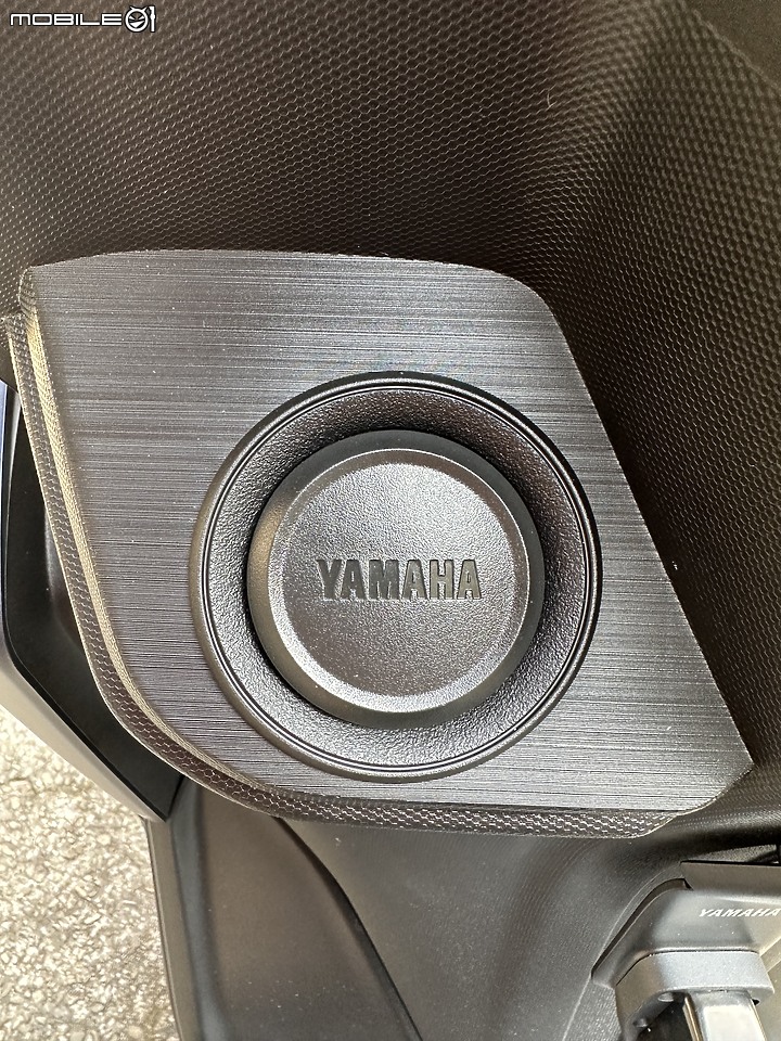 很久沒有換車了，新年換新車YAMAHA Augur 155…..