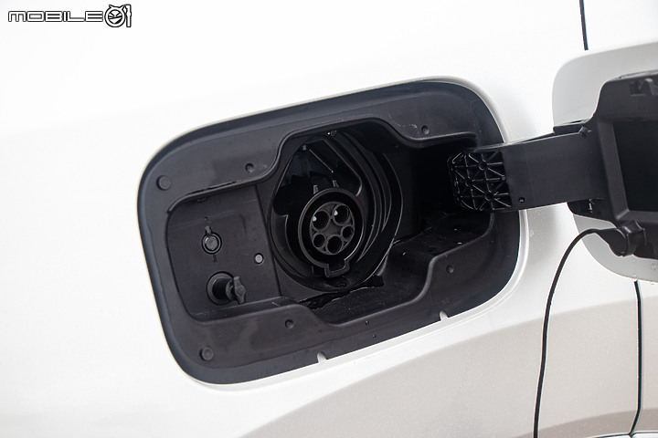 Lexus RX 450h+ 豪華版試駕|唯有懂得精打細算,方能接納務實之選!