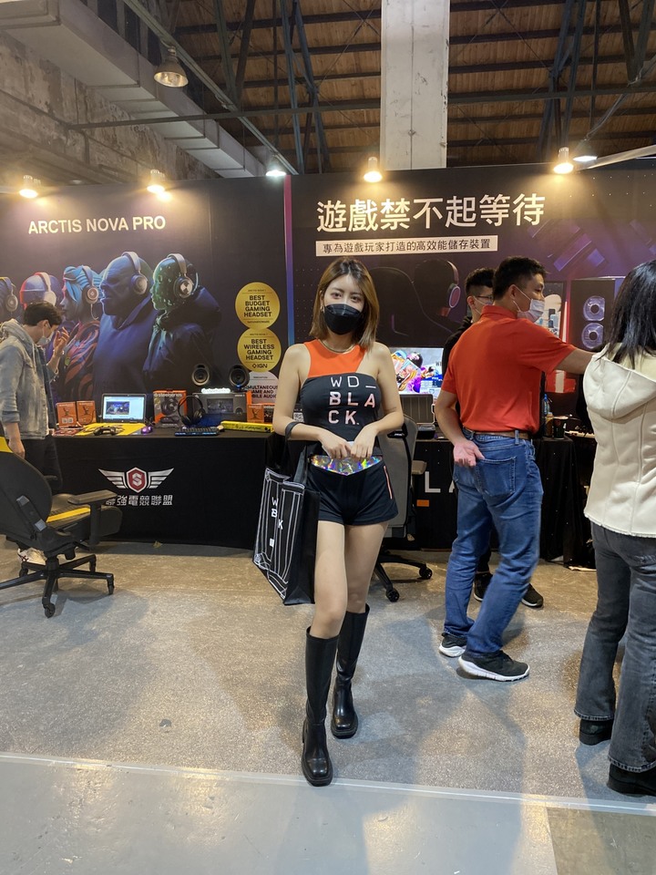 ~寒冬澆不熄的熱情 華山2022Gamforce電競嘉年華 逛展分享 ~