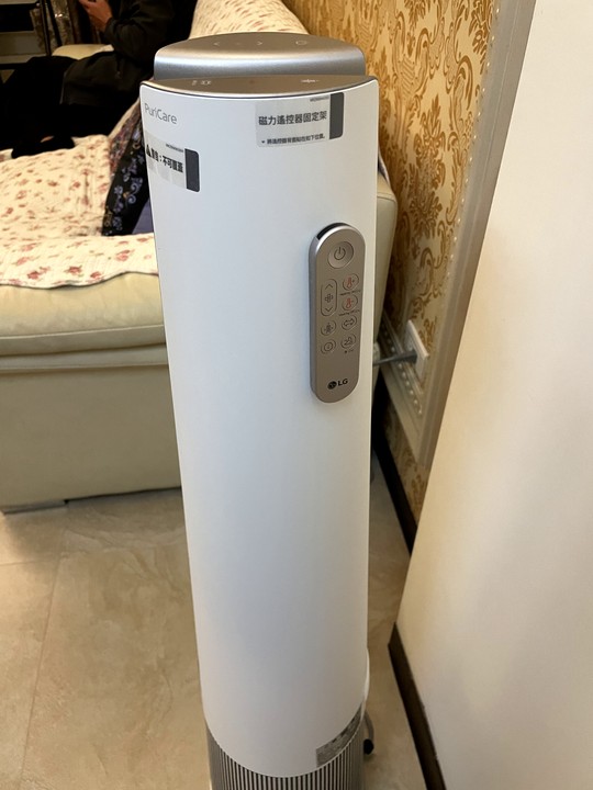 LG PuriCare AeroTower 三合一風革機 —試用一個月後母親大人說要買一台回家