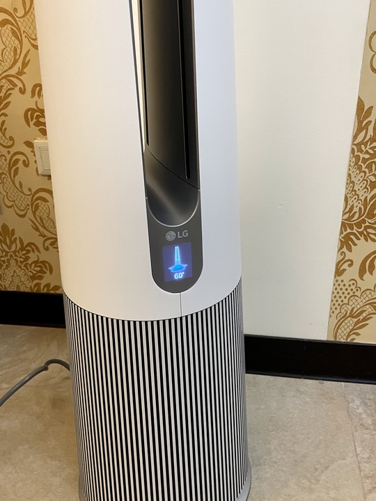 LG PuriCare AeroTower 三合一風革機 —試用一個月後母親大人說要買一台回家