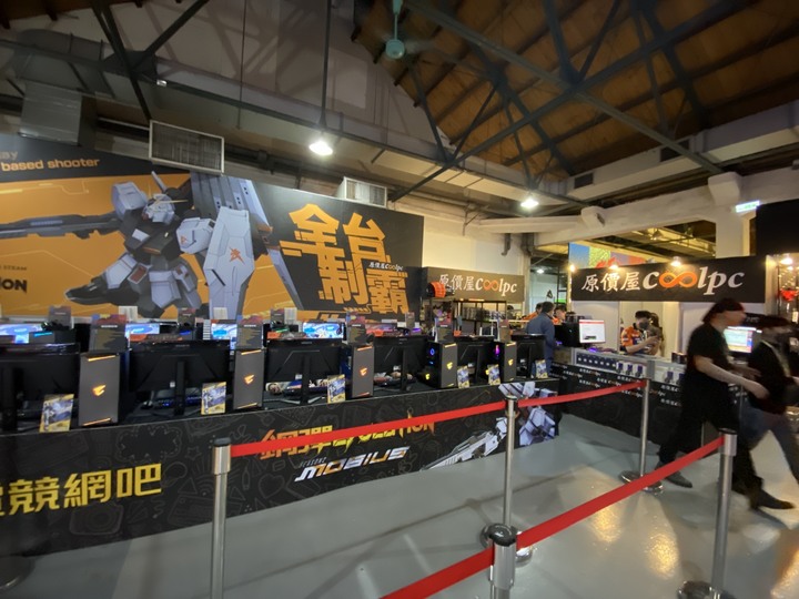~寒冬澆不熄的熱情 華山2022Gamforce電競嘉年華 逛展分享 ~