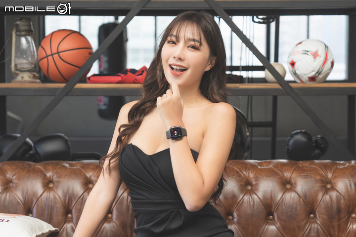 Fitbit Sense 2進階智慧腕錶開箱|科技配置再進化 價格調降是最大亮點!