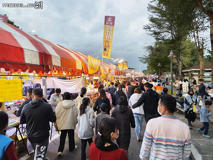 【小惡魔好玩兔U】【外星貓遊地球】屏東潮州春節市集